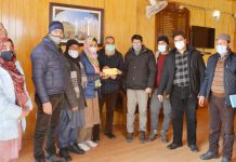 District Administration, Shopian felicitates NEET Qualifier