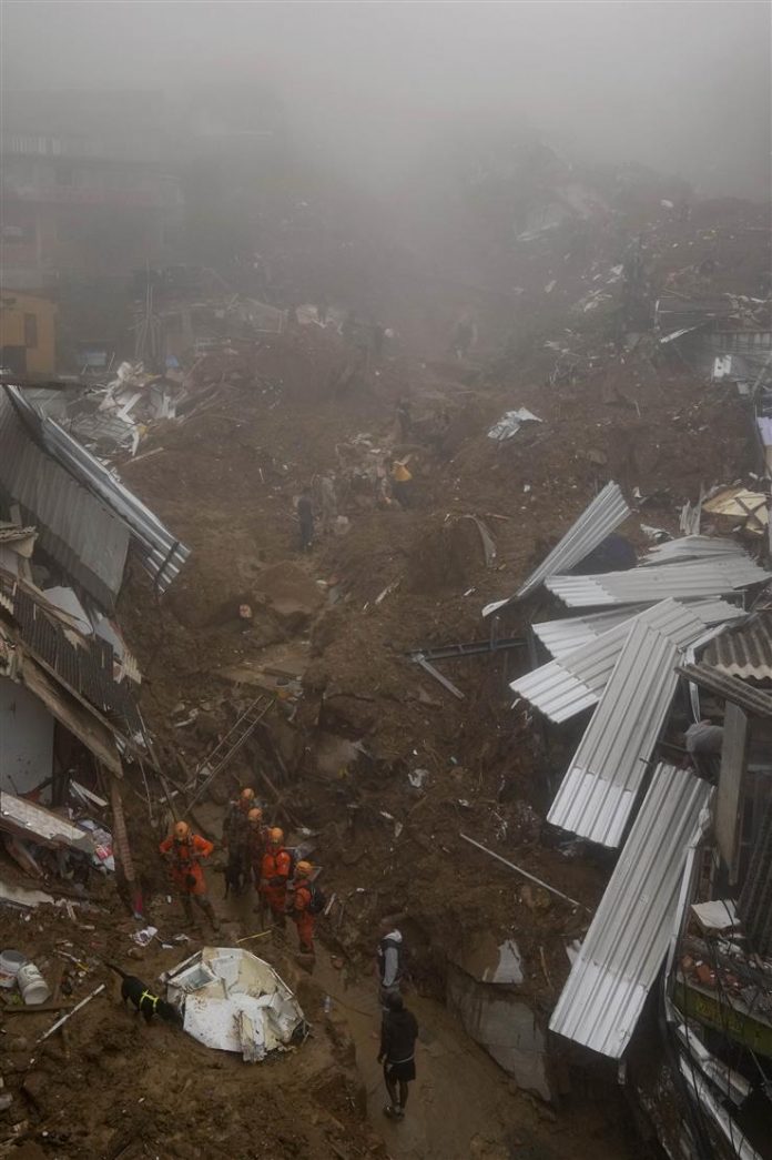 2022_2$largeimg_1412347749