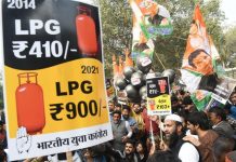 ‘Beat drums and ring bells’: Congress’s three-phase campaign against price rise from March 31 to April 7