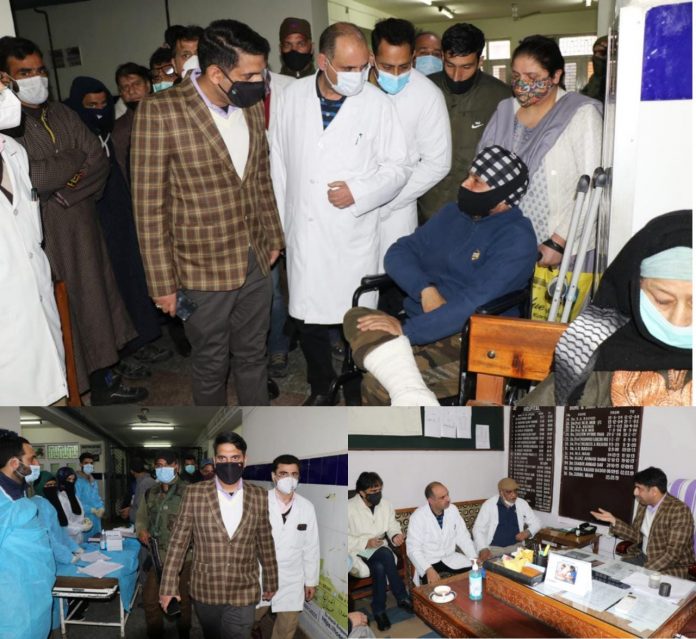 DC Srinagar visits Bone and Joint Hospital Barzulla
