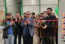 DG Horticulture Kashmir visits Lassipora, Pulwama