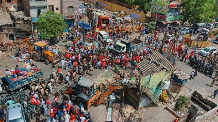 2022_4$largeimg_1468012445