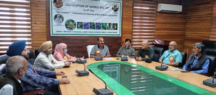 Agriculture Department Kashmir commemorates World Bee day-20