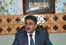 DDC Kupwara reviews progress of developmental projects executed by J&K Housing Board