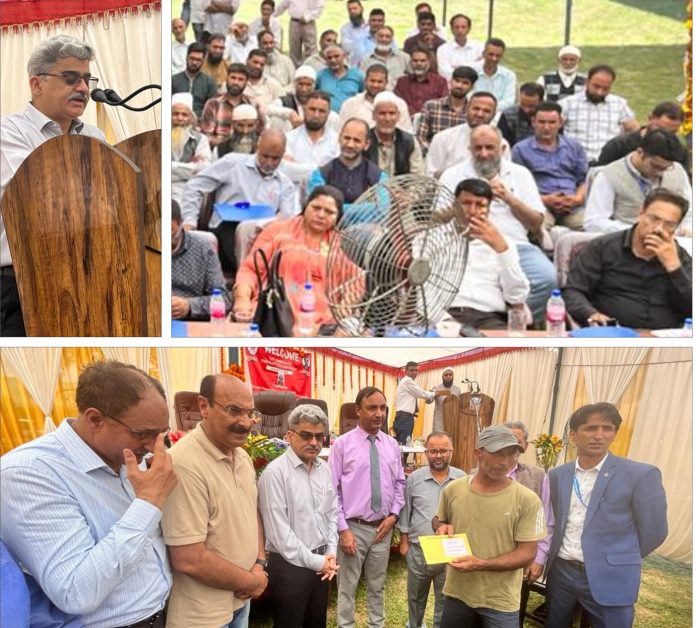 Atal Dulloo visits Kulgam-27