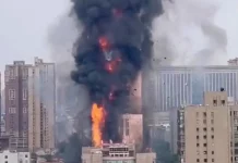 Major fire engulfs skyscraper in Changsha, central China