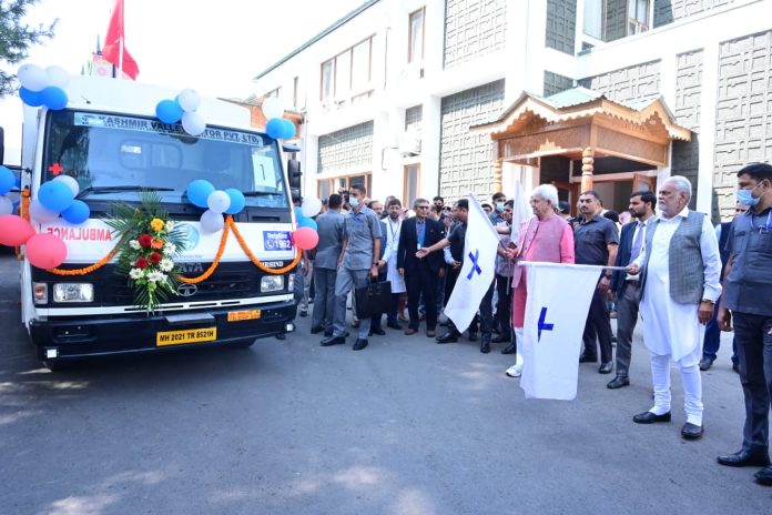 Union Minister of Fisheries, Animal Husbandry & Dairying and Lt Governor launch æA-HELPÆ Programme & Mobile Veterinary Unit Scheme in J&K (3)