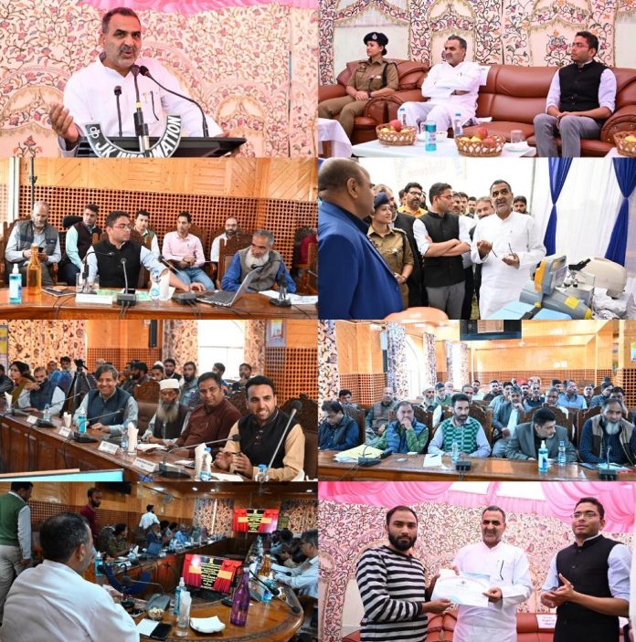 Union MoS Sanjeev Kumar Balyan visits Shopian-11