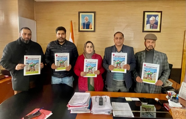 Director, JKEDI launches new edition of newsletter ôJ&K Entrepreneurö