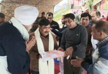 Mahashivratri: Thousands throng Shiv Khori Temple at Poonch