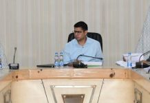 DC reviews implementation of Swachh Bharat Mission (G) work Plan in Rajouri district