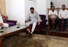 Delegation of Committee on Estimates, Haryana Vidhan Sabha calls on Lt Governor