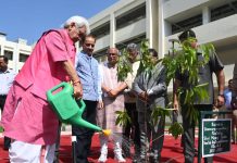 Lt Governor launches Green Jammu & Kashmir Drive 2023-24 from IIM Jammu