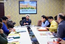 DC Jammu asks Medicos, civil administrations to promote Jan Aushadhi Kendras