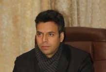 DC Srinagar Hands over Appointment Letters to eligible candidates under SRO-43