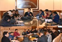 DC reviews status of works under JJM at Kulgam