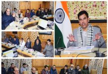 Div Com reviews post-snowfall situation in Kashmir