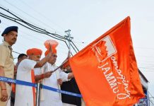 Lt Governor flags off the first batch of Shri Amarnath Ji Pilgrims