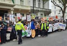 Dhaka protest spills over to UK