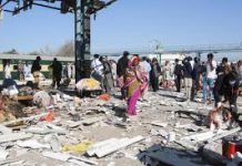 14 soldiers among 27 killed in Pakistan railway station blast