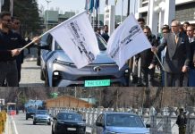 CM Omar Abdullah flags off K2K EV Drive from the SKICC