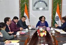 DC Udhampur chairs CLU meeting, approves 5 cases