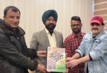 DD Jammu presents Coffee Table Book to DEO Doda