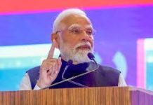 Change in 2013 law helped land mafia, says PM