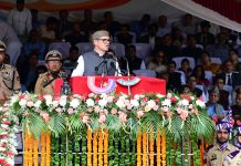 CM Omar Abdullah hoists national flag at Bakshi Stadium, addresses people on 79th Independence Day