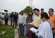 Director RDD reviews functioning of Block Bishnah