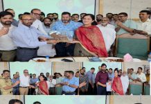 Distt admin Kupwara accords farewell to outgoing DC Ayushi Sudan