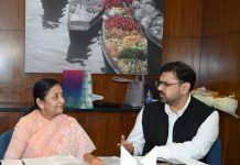 Satish Sharma meets Union MoS Nimuben Jayantibhai Bambhaniya