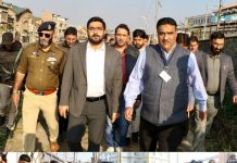 DC Srinagar visits SMHS and Super Specialty Hospitals to review Traffic Decongestion & Management measures