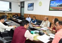 Div Com reviews progress of ongoing projects at Mubarak Mandi Heritage Complex