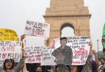 Clean air protest: National integration charge added to FIR for ‘raising pro-Maoist slogans’