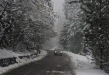 Gulmarg, other parts receive light snowfall, rains lash plains