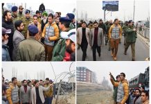 Div Com conducts spot visit of Natipora Junction and Barzulla Underpass to improve Traffic Flow
