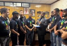 Satish Sharma felicitates J&K Deaf Cricket Team