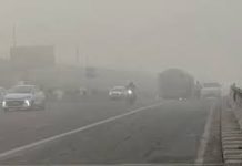 Dense fog blankets Delhi, flight operations affected