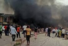 Blast at mosque in Nigeria kills 5, injures 35 in apparent suicide attack