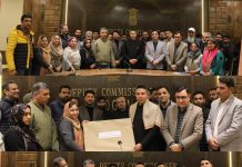Budgam Administration bids Farewell to outgoing Deputy Commissioner
